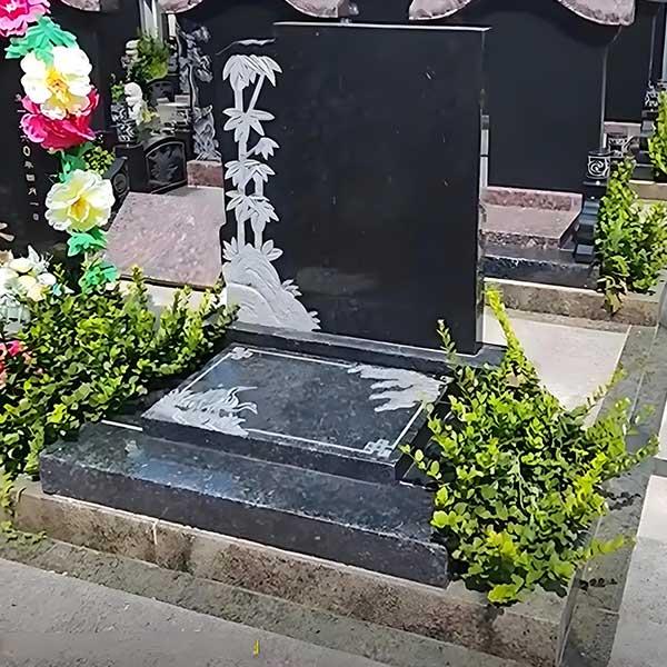 立碑